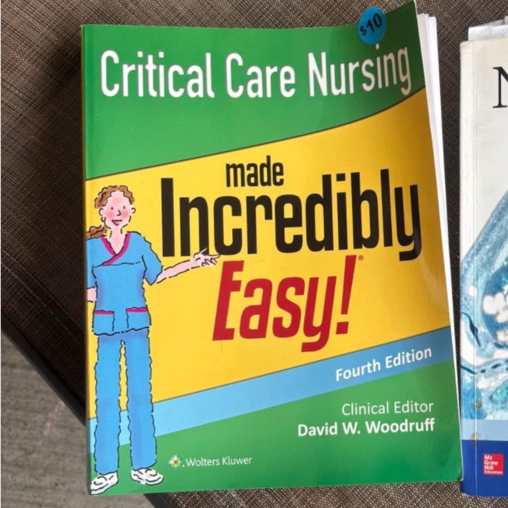 ICU nursing books
